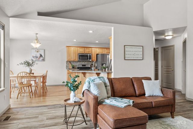 14940 Alkmaar St, Caldwell, ID 83607
