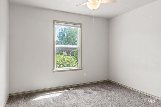 14940 Alkmaar St, Caldwell, ID 83607