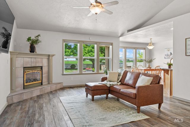 14940 Alkmaar St, Caldwell, ID 83607
