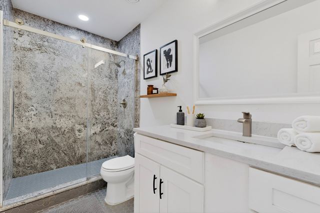 400 Casa Bello Court, Irving, TX 75062