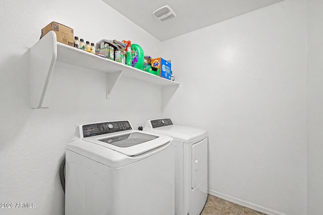 34995 N JAMAICA HOPE Way, San Tan Valley, AZ 85143