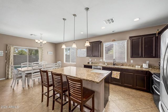 34995 N JAMAICA HOPE Way, San Tan Valley, AZ 85143