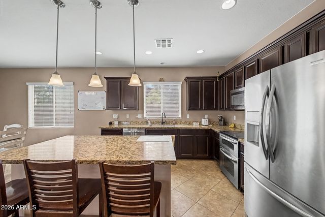 34995 N JAMAICA HOPE Way, San Tan Valley, AZ 85143