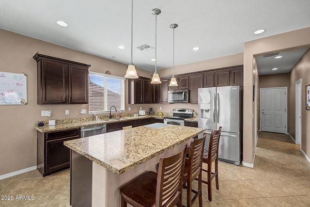 34995 N JAMAICA HOPE Way, San Tan Valley, AZ 85143