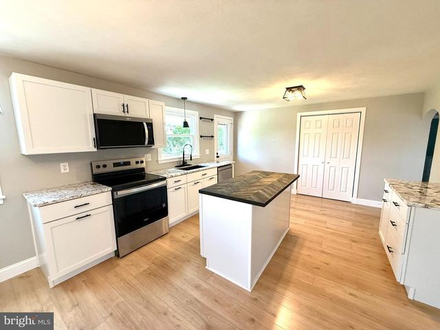 508 BEAVER ST, East Berlin, PA 17316