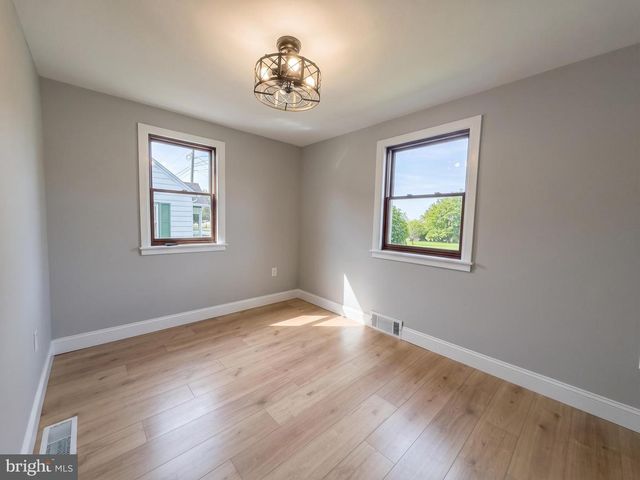 508 BEAVER ST, East Berlin, PA 17316
