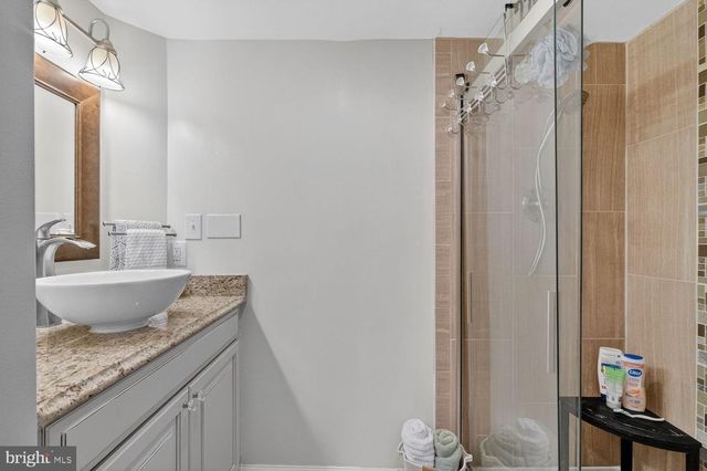 136 RHODE ISLAND AVE NE, Washington, DC 20002