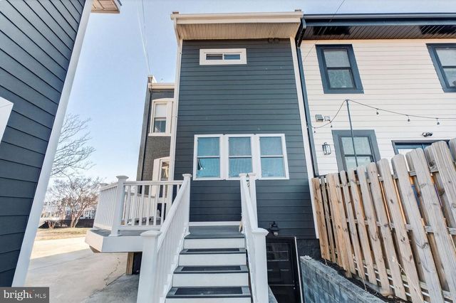 136 RHODE ISLAND AVE NE, Washington, DC 20002