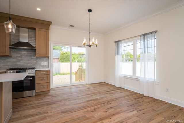 158 Mount Vernon Avenue, Patchogue, NY 11772