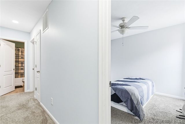 3942 Shepherds Run, Jeffersonville, IN 47130