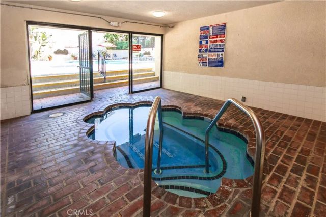 5440 Lindley Avenue 310, Encino, CA 91316