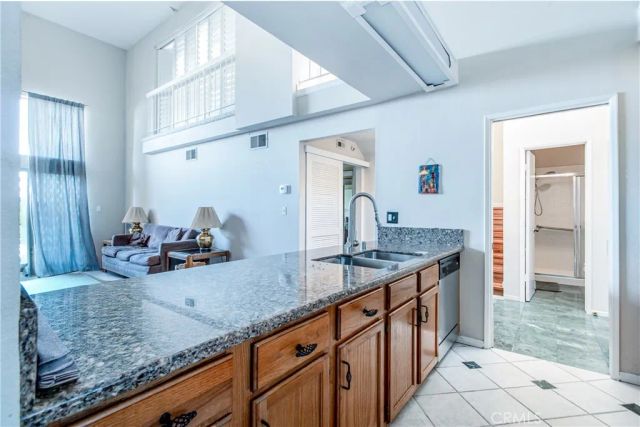 5440 Lindley Avenue 310, Encino, CA 91316