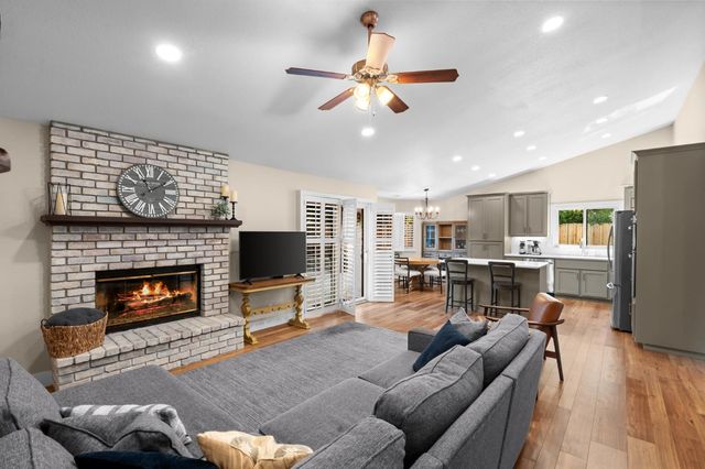 4609 Odessa Ct, Rocklin, CA 95677