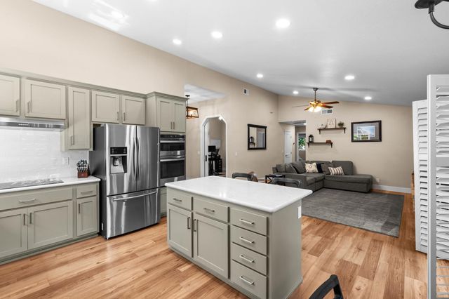 4609 Odessa Ct, Rocklin, CA 95677