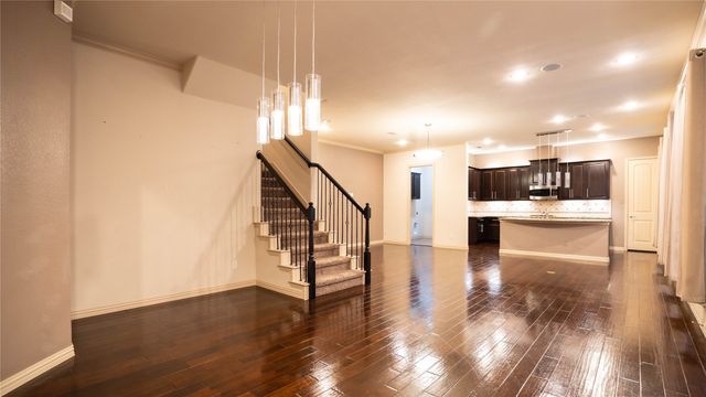 185 Carrington Lane, Lewisville, TX 75067