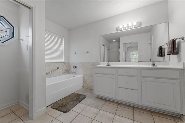 219 Fair Oaks Drive, Jacksonville, AR 72076