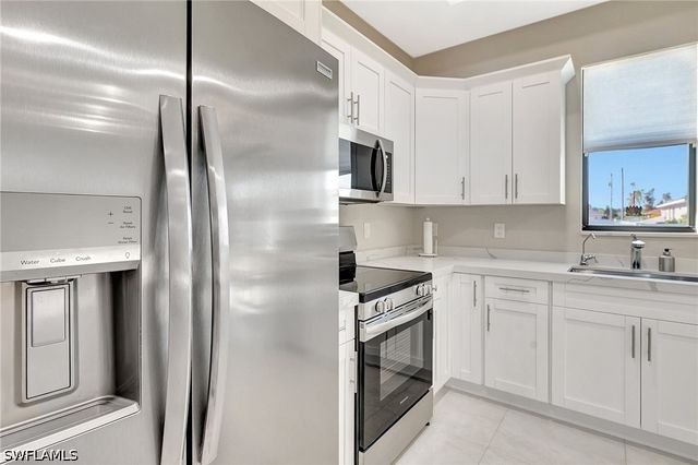 2514 SW Embers TER, Cape Coral, FL 33991