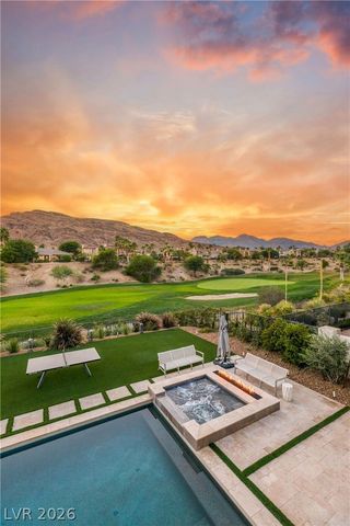 2747 Turtle Head Peak Drive, Las Vegas, NV 89135