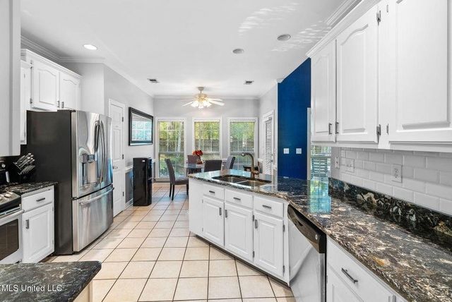 2535 APPLETON DR, Southaven, MS 38672