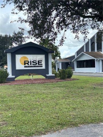 1220 Albemarle CIR, Lehigh Acres, FL 33936
