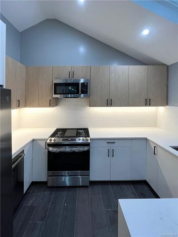 31 Riverside Avenue, Haverstraw, NY 10927