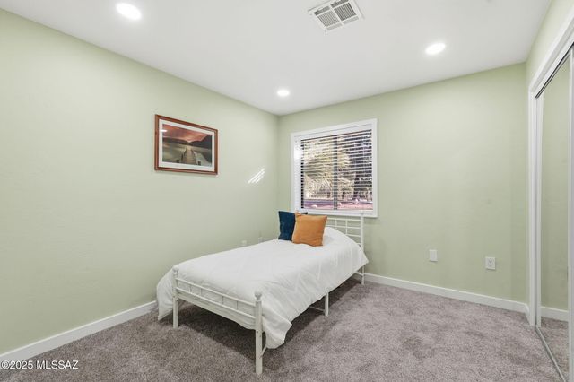 1141 N Paseo Del Cervato, Green Valley, AZ 85614