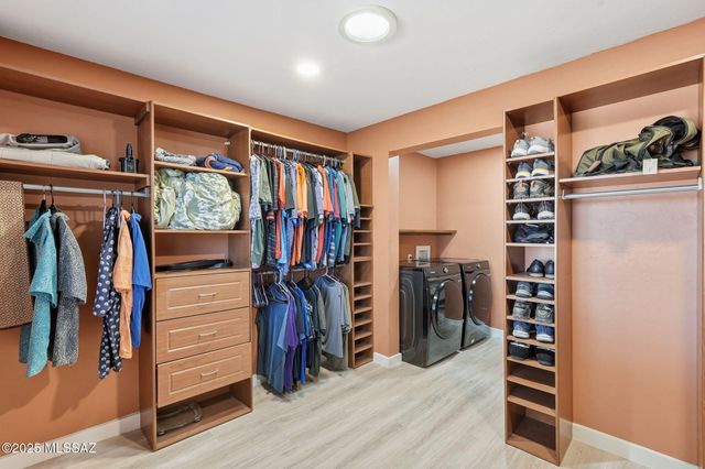 1141 N Paseo Del Cervato, Green Valley, AZ 85614