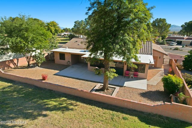 1141 N Paseo Del Cervato, Green Valley, AZ 85614