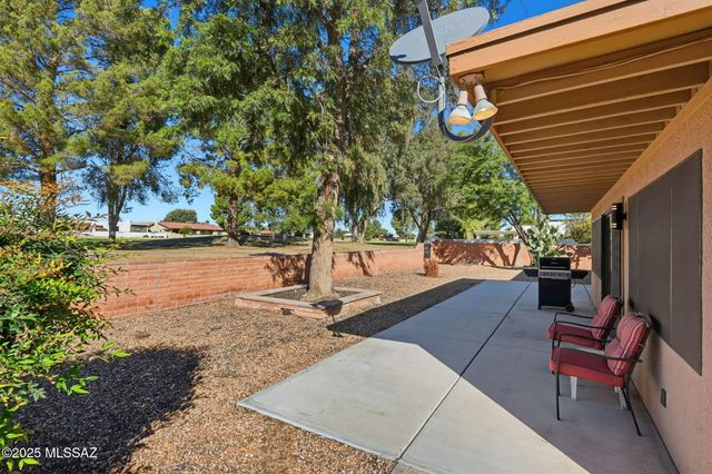 1141 N Paseo Del Cervato, Green Valley, AZ 85614