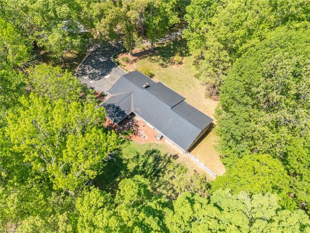 3133 NC HIGHWAY 49 S, Asheboro, NC 27205
