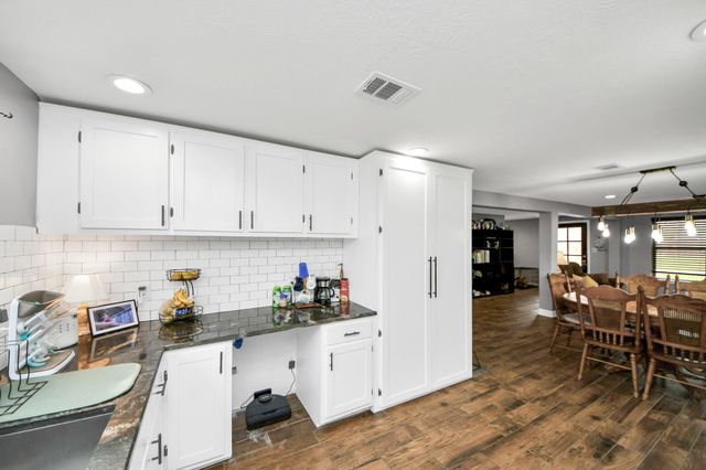 130 County Road 3470 N, Cleveland, TX 77327