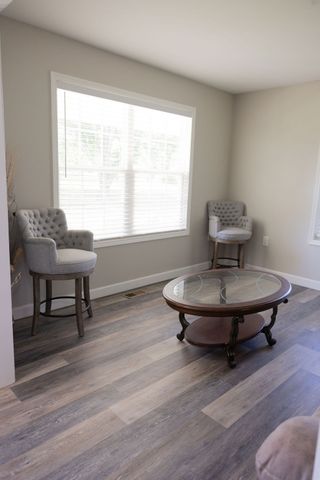 5761 Lexie Beans Creek Rd, Belvidere, TN 37306