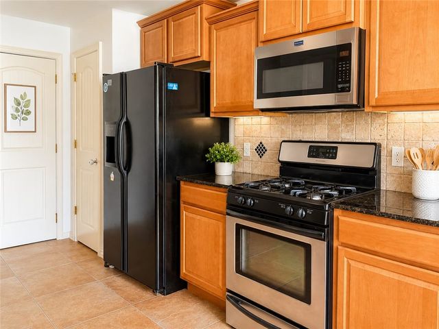3001 N 18Th Street, Rogers, AR 72756