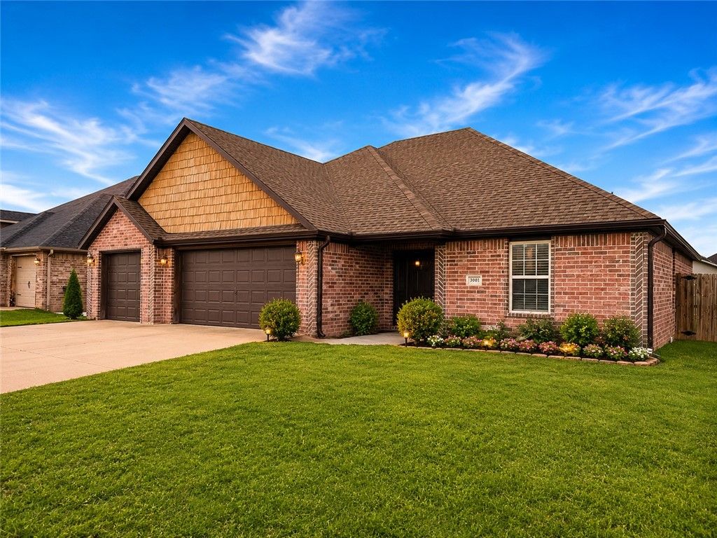 3001 N 18Th Street, Rogers, AR 72756