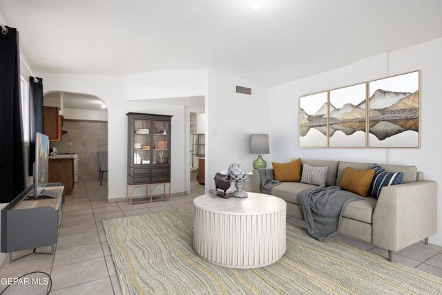 13099 Bowdoin Drive, Horizon City, TX 79928