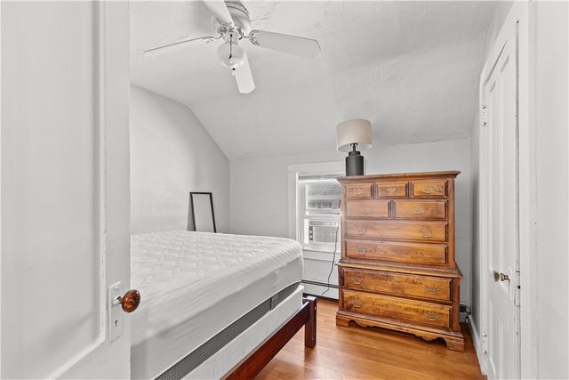 35 Pope Street, Newport, RI 02840