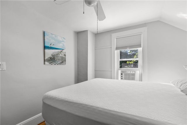 35 Pope Street, Newport, RI 02840