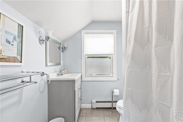 35 Pope Street, Newport, RI 02840