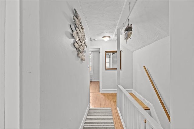 35 Pope Street, Newport, RI 02840