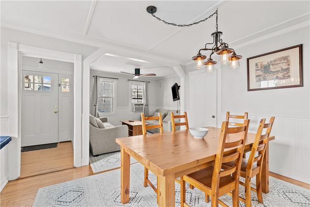 35 Pope Street, Newport, RI 02840