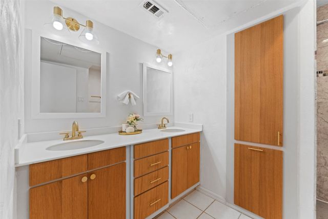 7125 Fair Oaks Avenue 12, Dallas, TX 75231