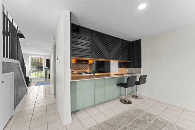 7125 Fair Oaks Avenue 12, Dallas, TX 75231