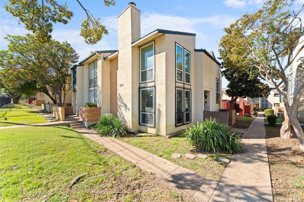 7125 Fair Oaks Avenue 12, Dallas, TX 75231