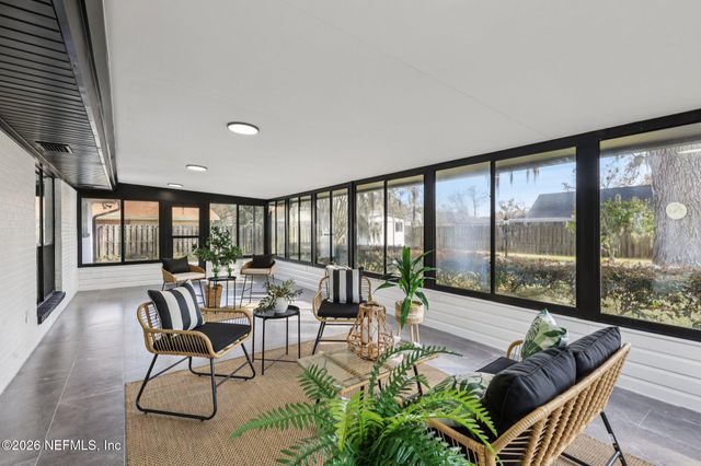 2557 GLENLOCH Court, Orange Park, FL 32065