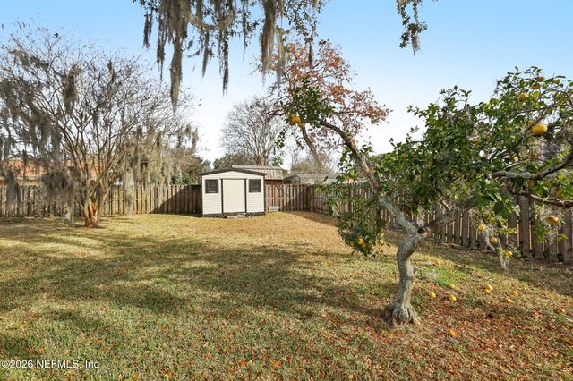 2557 GLENLOCH Court, Orange Park, FL 32065