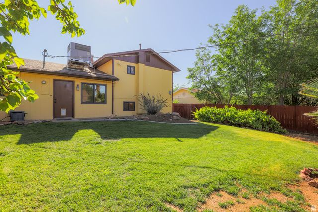 517 N SAGUARO, Washington, UT 84780