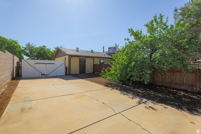 517 N SAGUARO, Washington, UT 84780