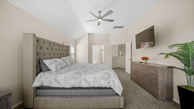 2803 Darby Brook Drive, Fresno, TX 77545