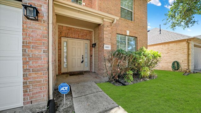 2803 Darby Brook Drive, Fresno, TX 77545