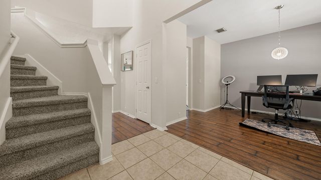 2803 Darby Brook Drive, Fresno, TX 77545